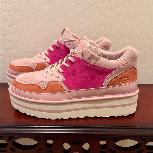 UGG Women’s Pop Punk Pink Platform Sneaker SZ 11 - Picture 1 of 14